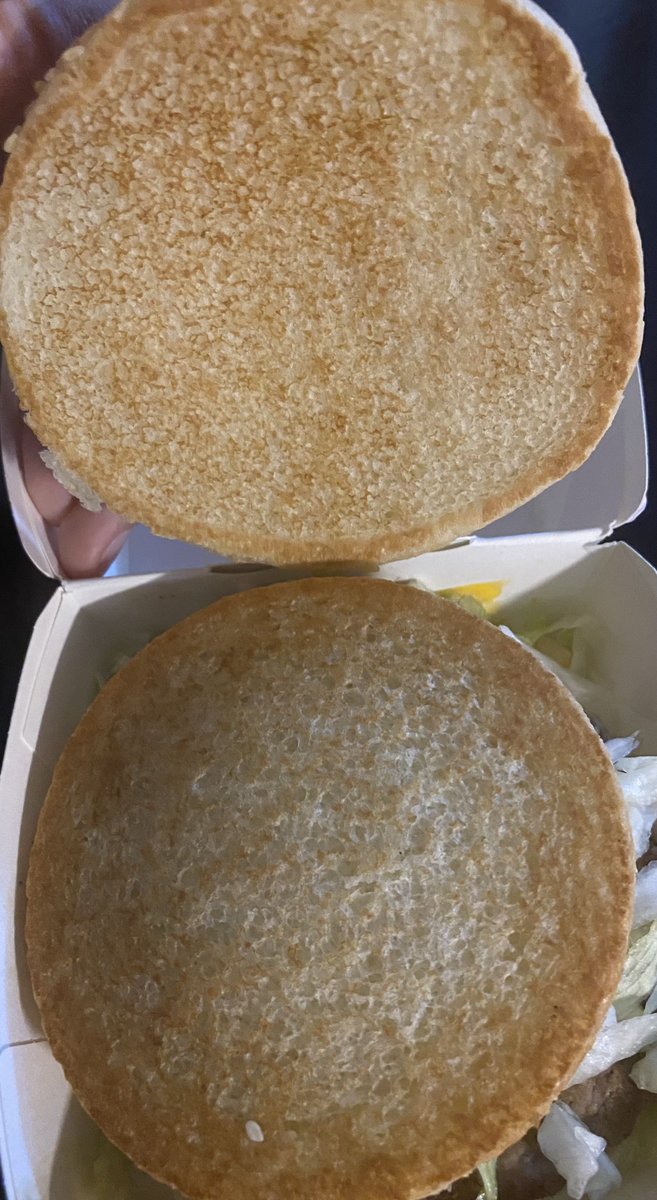 🦋Melu tweet media