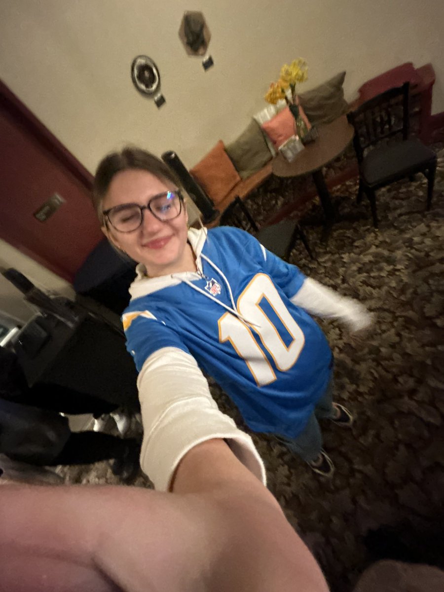 SanJosAnnie's tweet image. just got myself my first chargers jersey today!⚡️⬆️ #powderblue #BoltUp