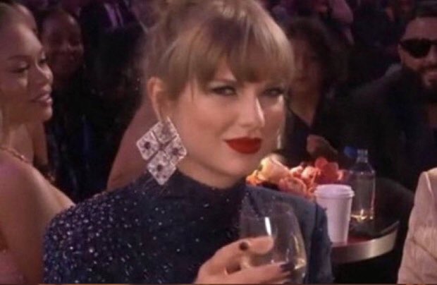 taylor_hazed's tweet image. I NEED MORE FOLKLORE STANS CUS WHERE TF DID YALL GO