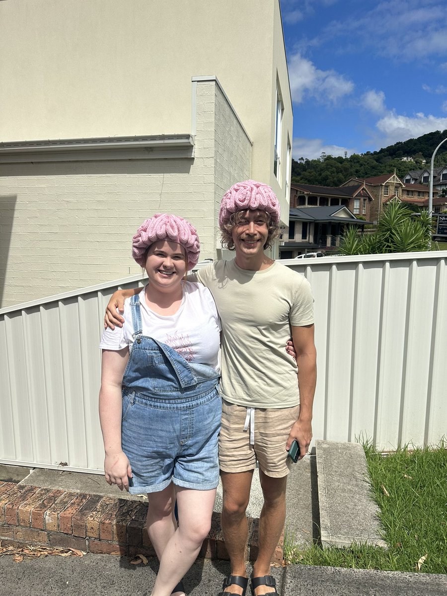 Late Christmas gift for these big brain baddies 🧠 <a href="/katrinazedmond/">katrinaedmond</a> <a href="/domkaul/">Dominic Kaul</a> 
Thanks for getting me through 2023, couldn’t have done it without you guys ❤️