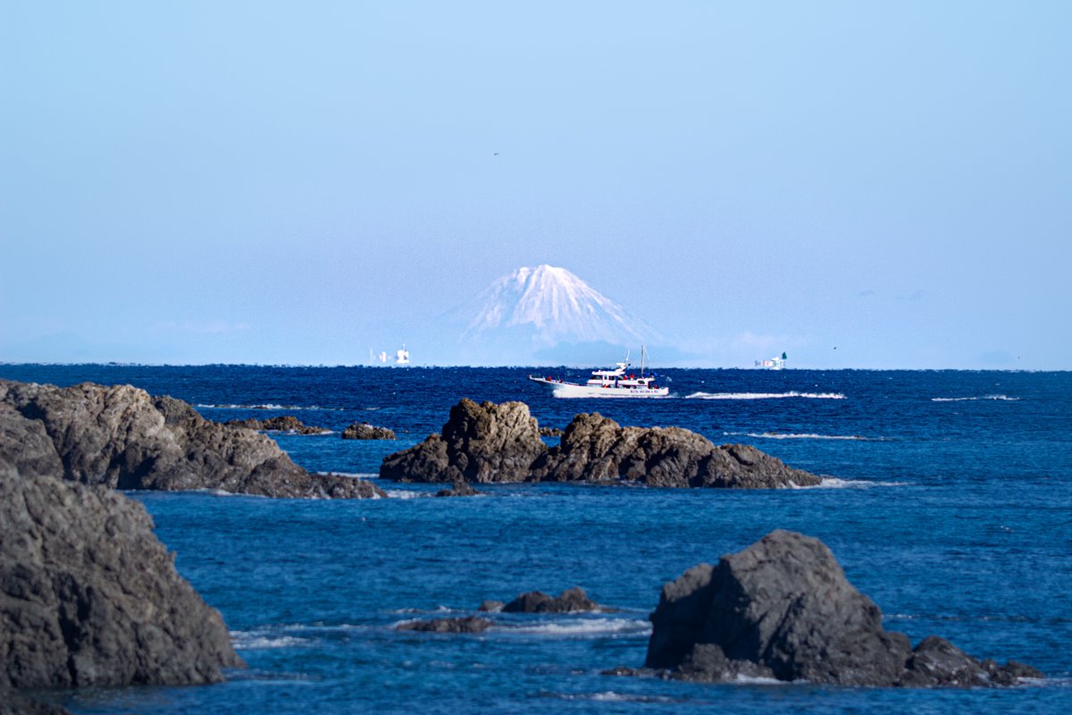 鳥羽市千鳥ヶ浜より富士山】 鳥羽市相差町『千鳥ヶ浜』より富士山を 