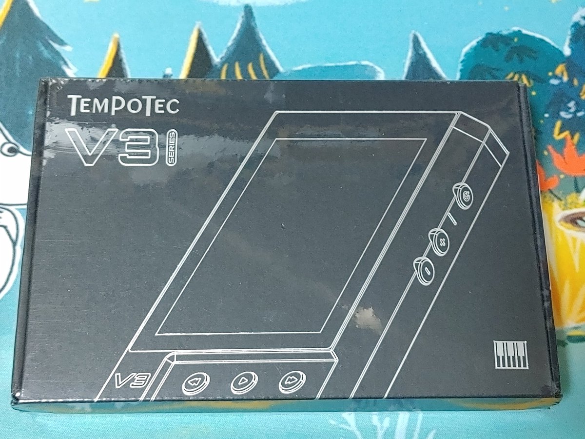 skycubic's tweet image. 税関リターン乗り越えてtempotec v3到着(*･∀･)
割引もあって勢いで買ったけど音質は値段相応かな？
まぁ多機能だからこれはこれでヨシ

公式サイトだとできるっぽく図示されてるけど4.4のラインアウト切り替えができないな🤔