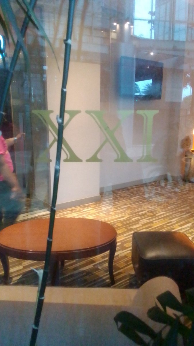 TheStupidLolo's tweet image. #35Busd
#ConnectorStrategy

#SahamPerfilmanRepublikIndonesia
@cinema21
@IDX_BEI

[6/1 11.12] #KAJIMERI: #Sudwikatmono (28 Desember 1934 - 8 Januari 2011) adlh pengusaha Indonesia. Lahir, 28 Desember 1934 di Kecamatan WURYANTORO.