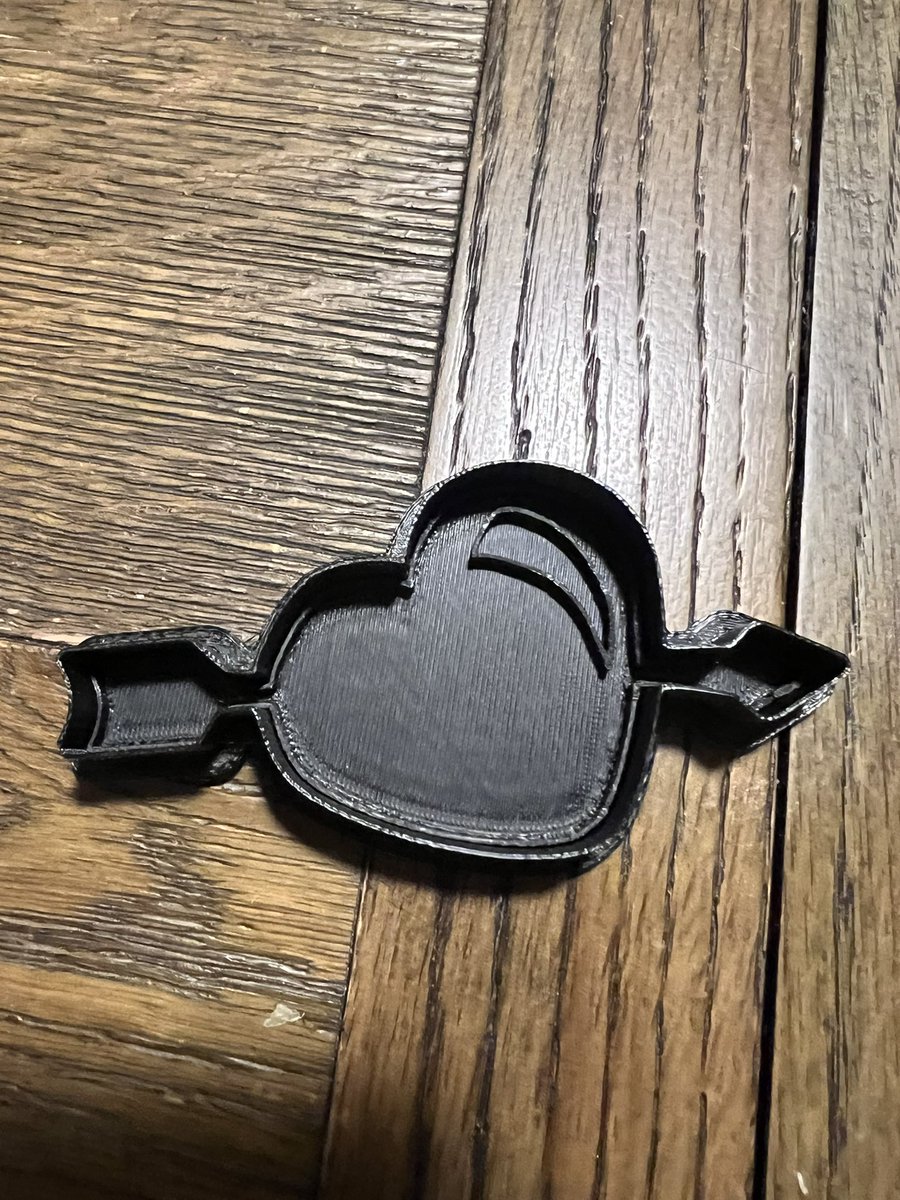 UnstableCulture's tweet image. We have been a 3d printing and photography company for a year now. We have many shows we want to do and many projects that is being worked on. Here is what the wife has done.  Trying to work on something big for RMRRF. 

@rmrrf #cookiecutters #dicebox