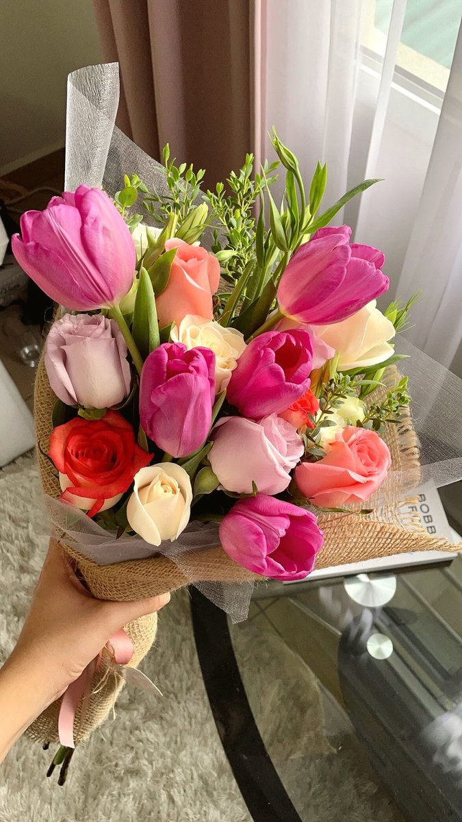 csilvaao's tweet photo. ¡Llegaron los más esperados del año!🌷✨🩷 TULIPS TULIPS 🩷🌷✨ no se queden sin los suyos 🥰 
Ig: @flowerhouse_hn https://t.co/rV600OhKWZ