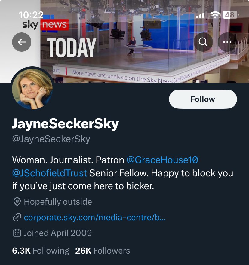 XdaC_life's tweet photo. @JayneSeckerSky you’ve doubled down on your bullying of a kid with your profile. You know you’re in the wrong and don’t care. You’re a pathetic person who’s only achievement is a good for nothing journalist while that kid is world famous now. Won’t even properly defend yourself… https://t.co/Wkv2VyszmQ