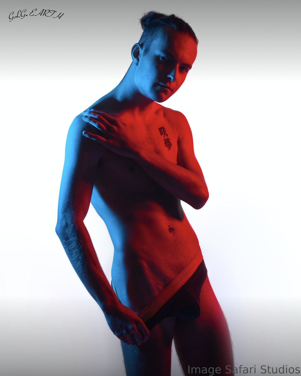 aussiechefboy's tweet photo. Look who's today's theme is Creative Saturday model for GLG ... ME!   I shot this series with a front lit white wall backdrop &amp; colour gels lighting.

Check out the full set at and lots more content on my https://t.co/kuVRVuNpIH https://t.co/Z3ODSang2c