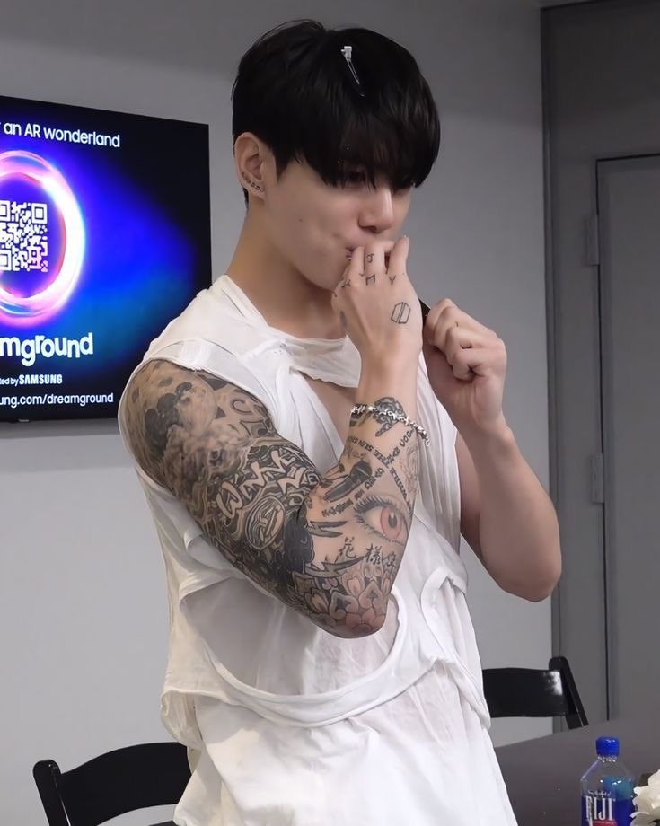 ♥︎₇ (@jjkgailery) on Twitter photo 