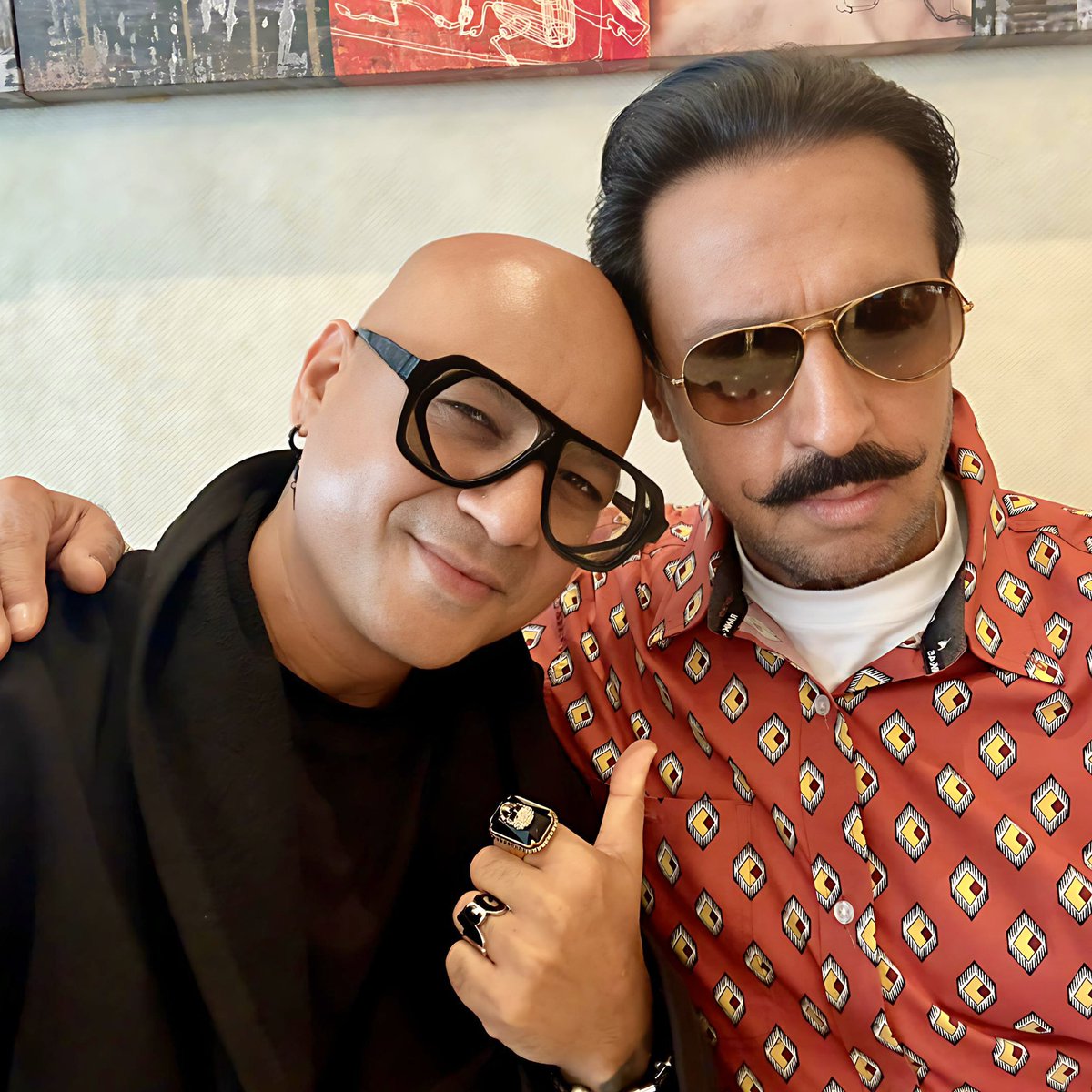 My brother Gulshan Bhai ❤️ .. The Bad Man @GulshanGroverGG ..Who has always been my pillar support … Love you My brother ❤️❤️❤️ @GulshanGroverGG @AalimHakim