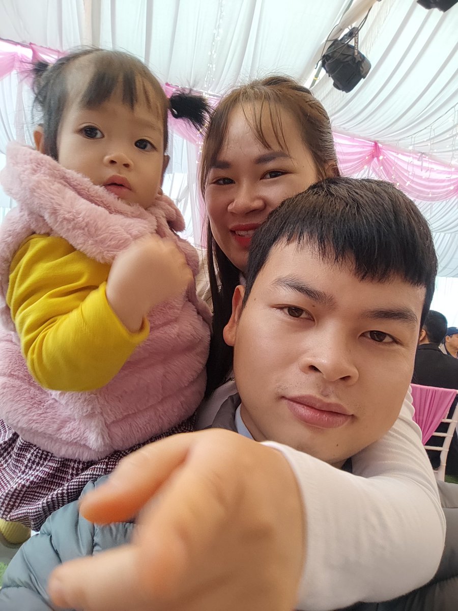 NhinVeQue's tweet photo. Đám cưới đám cưới về trên bản làng https://t.co/jqsKoudOcL