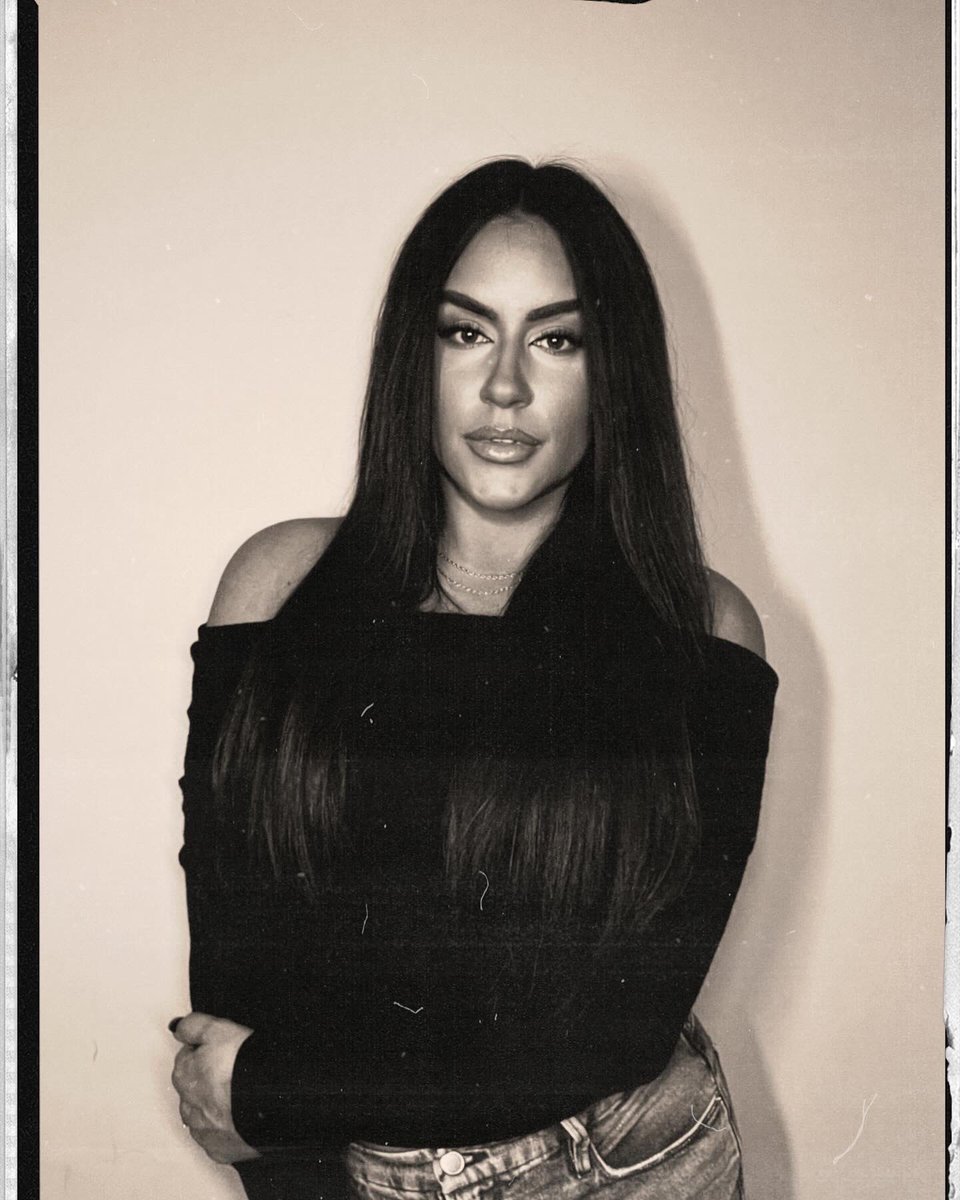Courtneygrayyy7's tweet photo. Madden’s Mom. 🖤 https://t.co/UCiArXdAsv