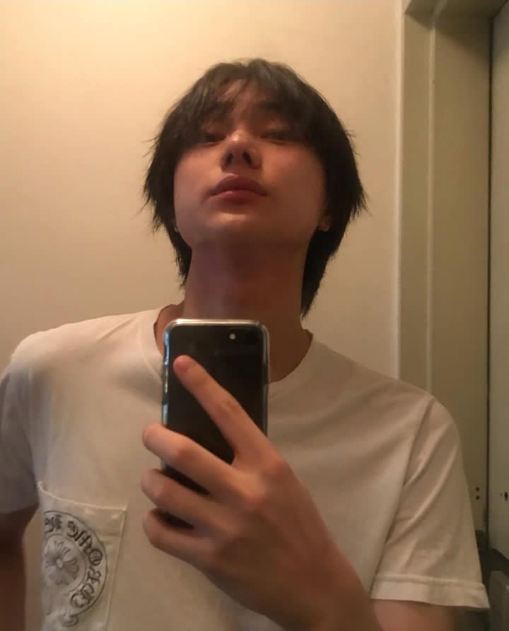 HE KNOWS WE'RE LOSING OUR MINDS. HE KNOWS!