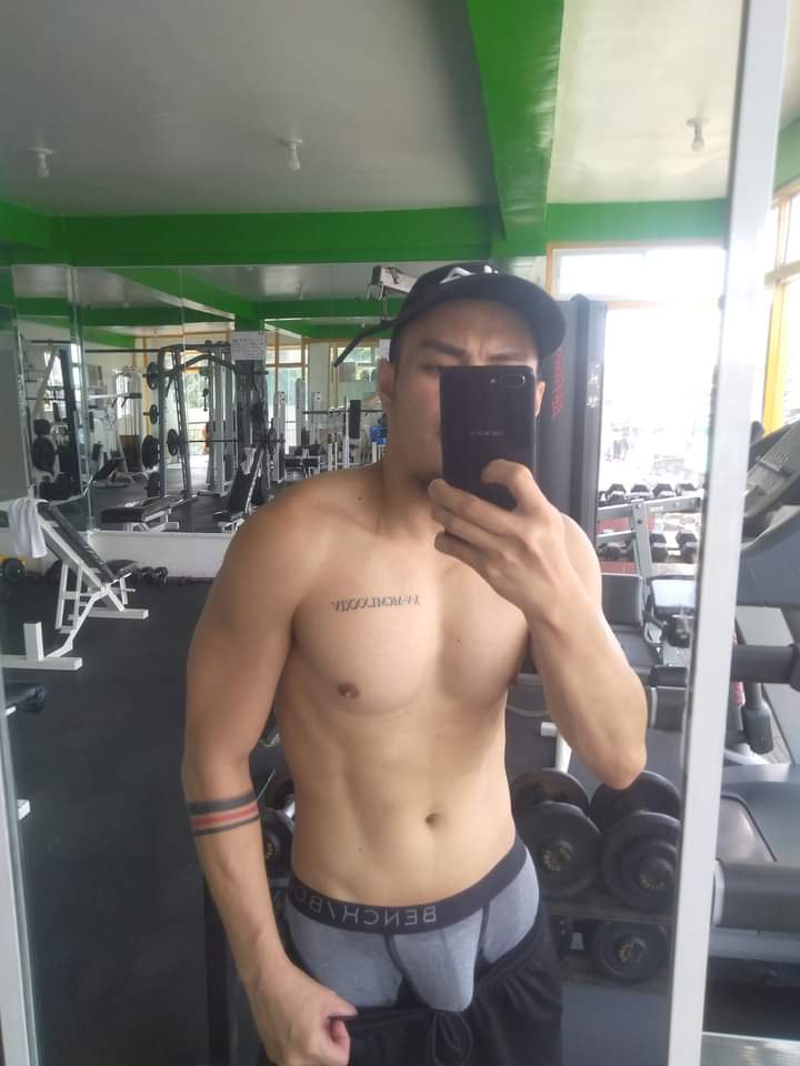 DaksShereep's tweet photo. Pasarap na lang muna tau,  para habulin tau ng Bakla. ✌️🤭🤣 https://t.co/Y97WCi0nDt