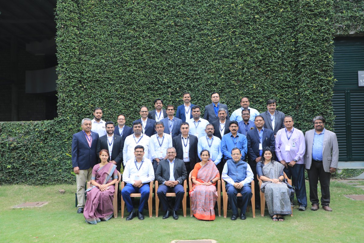 IIMB_EEP's tweet photo. Check out EEP's new blog: Sowing the Seeds of Sustainable Leadership for the Future 
https://t.co/Yl0JIlZDpC 
#iimb #customprogram #LeadershipDevelopment #eep #agribusiness #executiveeducation #iimbangalore #LDP #managementeducation #BusinessStrategy https://t.co/KxKQiefQWV