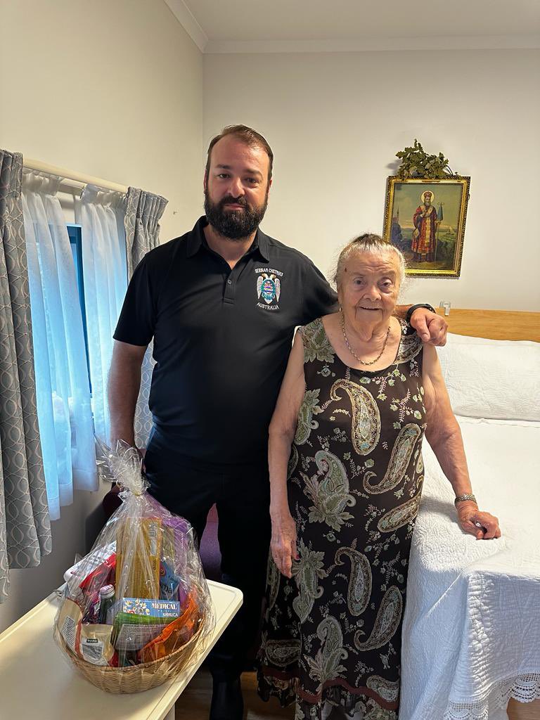 chetnik1903's tweet photo. Today on Badnji Dan, as we always do, members of Serbian Chetniks Australia from Sydney, Melbourne, Adelaide, go and see all our old surviving #Chetnik legends, and give them Christmas hampers as a small token of our appreciation for the sacrifice they made for us. https://t.co/5mSGx8786W