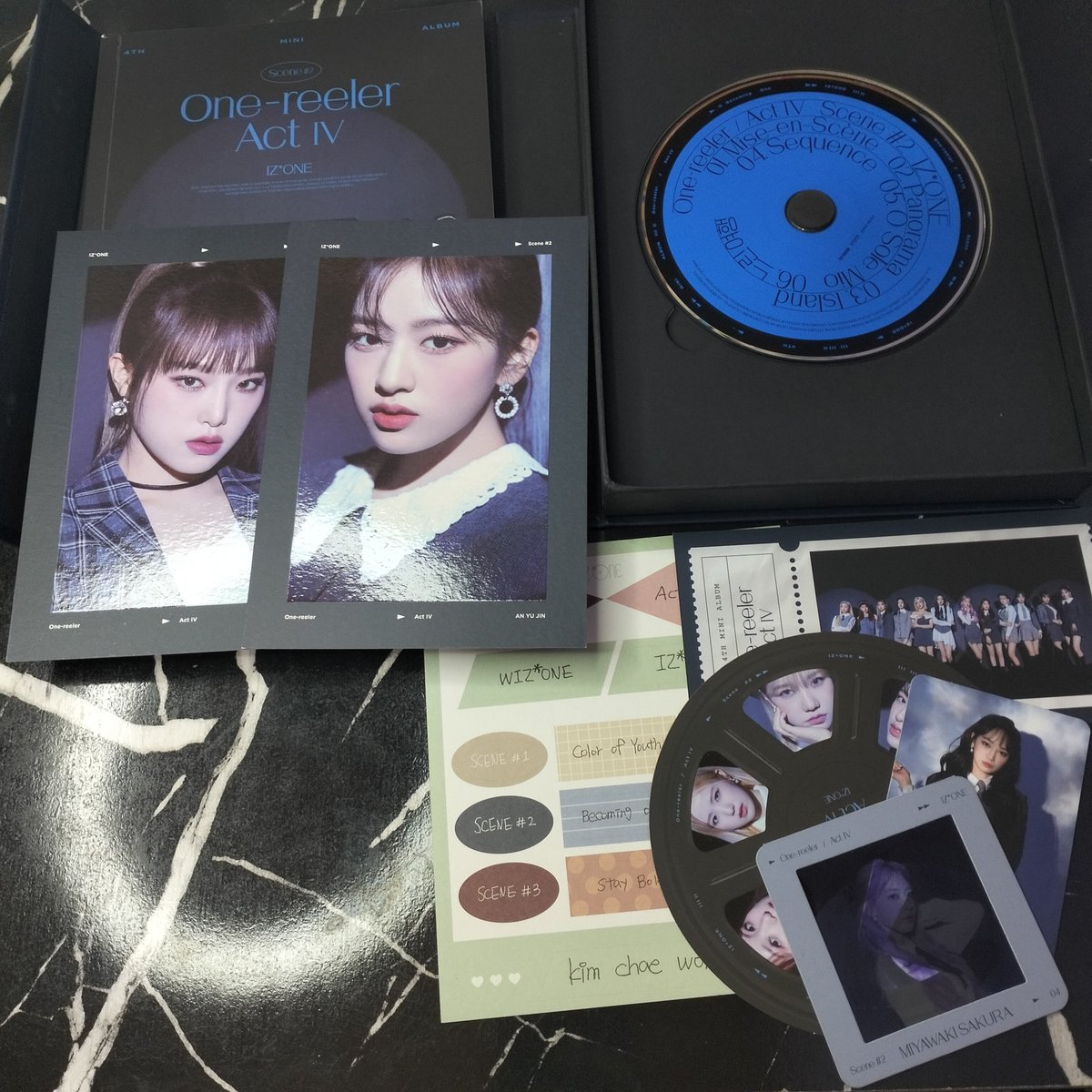 hmsterspam's tweet photo. 🍓  ︴thank u so much for sending them home safely, @Halohhzz !! 🤍 and for being very responsive with my questions and requests. 🙇🏻‍♀️ I’m so happy my od albums are now complete ! https://t.co/p394zy52tg