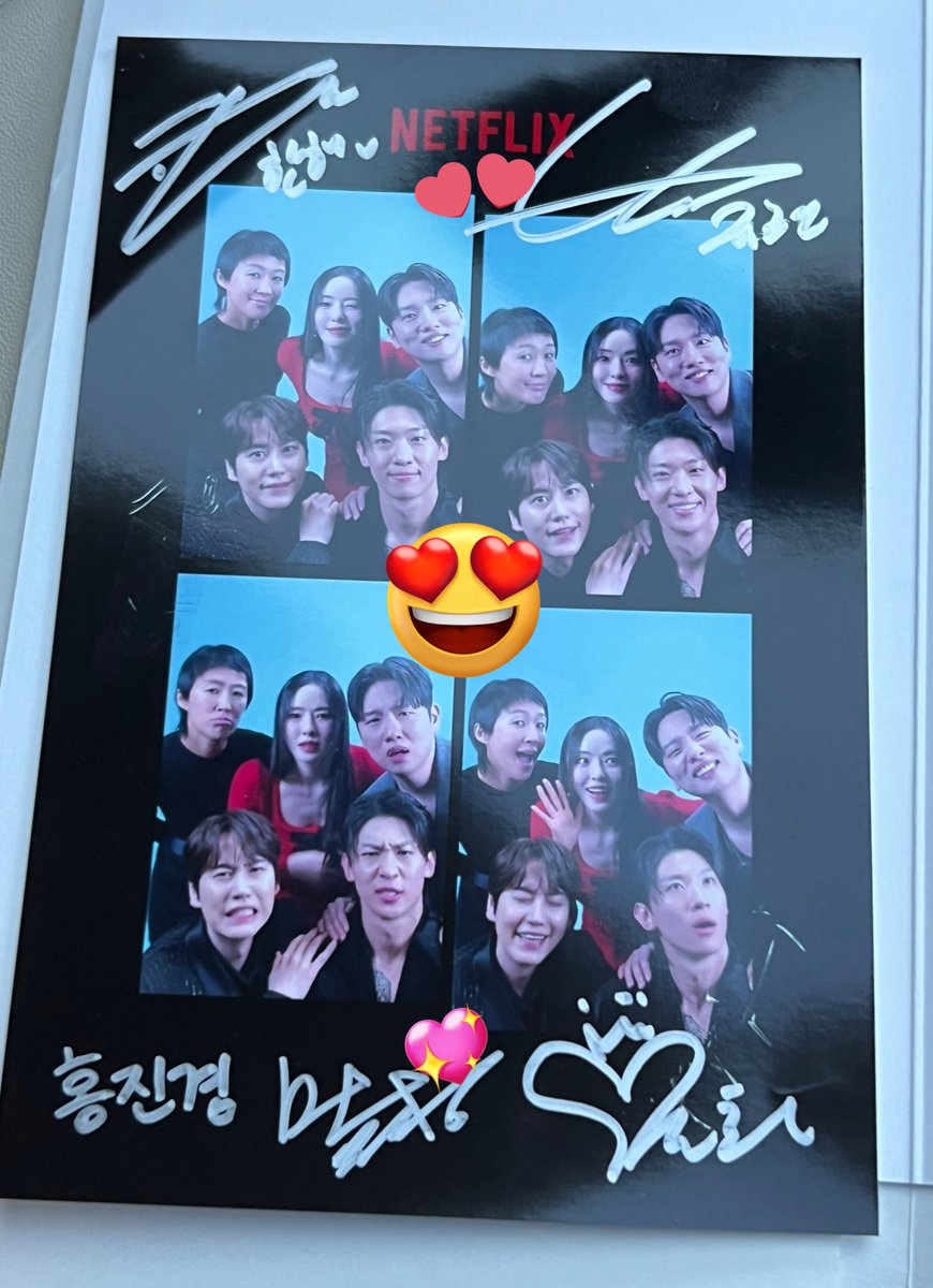 dexworld_'s tweet photo. 사인 에디션인줄 몰라서 너무 놀랐음 🥹🫶🏼✨
(2차가공금지 가져가지마!!!) https://t.co/n966Sf7DZt