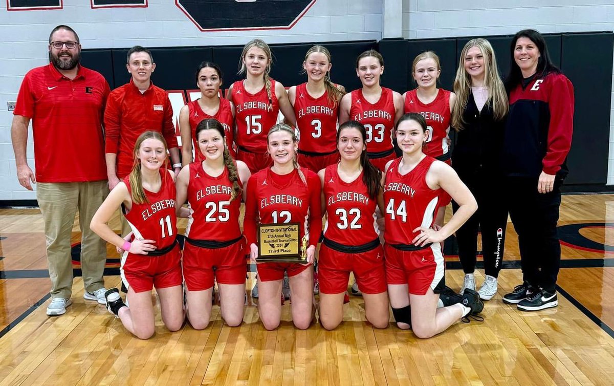 Great fight tonight Ladies!! Huuuuge 3 from <a href="/KatyTalbot16238/">Katy Talbot</a> down the stretch💀