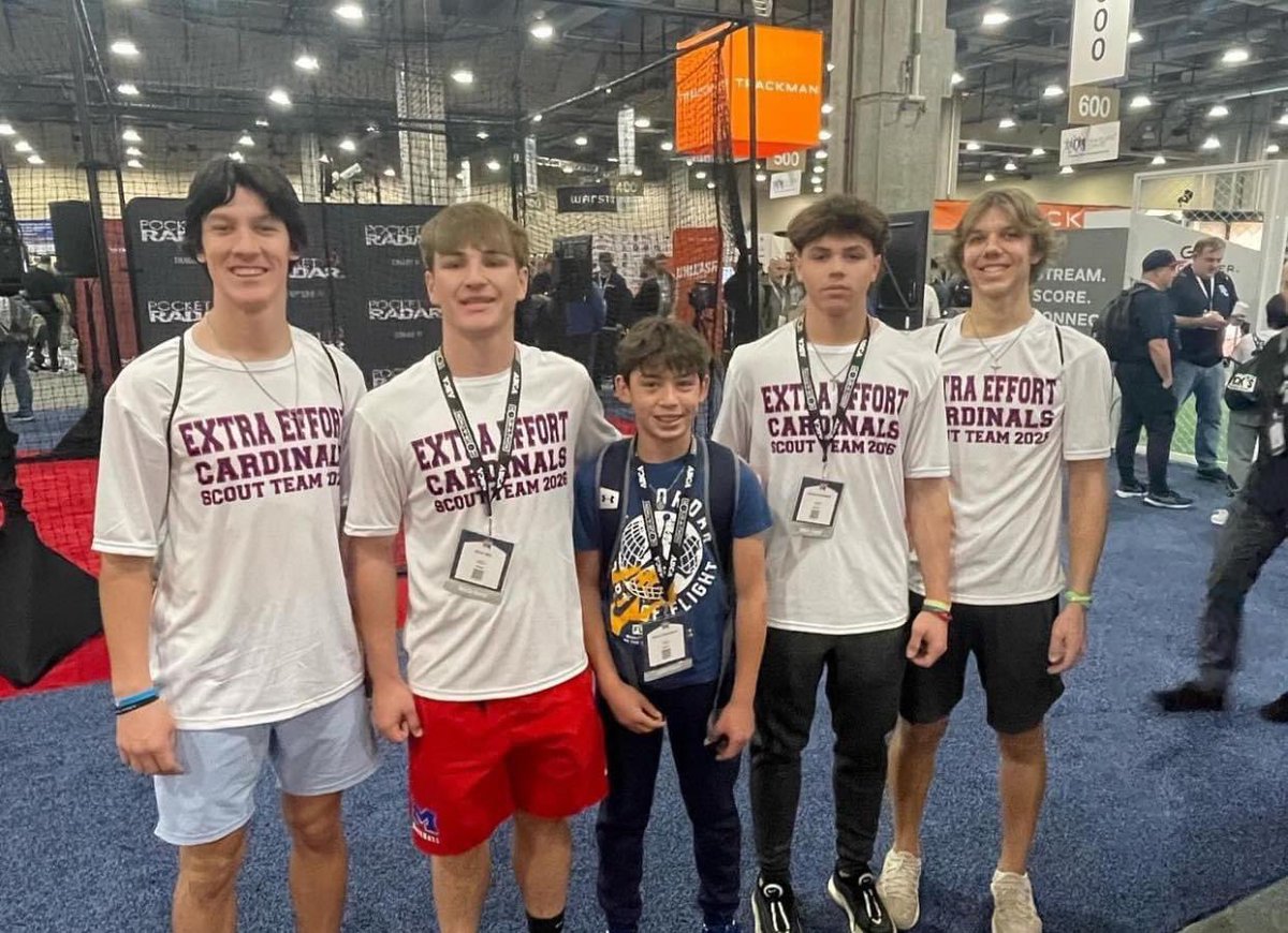 extraeffortokc's tweet photo. Day 2 ABCA Dallas. Extra Effort getting lots of buzz! Shirts are a hit & the boys hit all day long. Huge crowd, getting interviewed, & talking to major league managers…what a day!
#abca #eecardinals #extraeffort #perksoforganization #collegebaseball #mlb #milb #backspintee https://t.co/sGCtFZbrB4