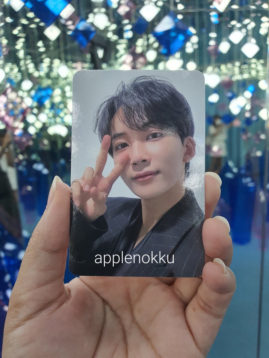 applenokku's tweet photo. ✨️แลกการ์ดค่า
เรา : การ์ด pop-up จองฮัน  
คุณ : การ์ด pop-up wonwoo วอนอู

*ตอนนี้อยู่หน้า pop-up store ค่ะ
#ตลาดนัดสวนแครอท
#แลกการ์ดseventeen
#SVT_FOLLOW_THECITY_BANGKOK https://t.co/mkuL0RzHlr