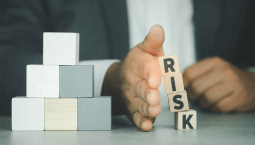 What Risks Should Every Business be Prepared for?

#businessrisks #financialrisk #cybersecurity #compliance #supplychains #economics #reputation #emergingrisks #LegalRisks #datasecurity @MarshMcLennan @Aon_plc @Allianz 

tycoonstory.com/what-risks-sho…