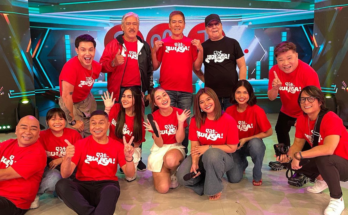 News5PH's tweet photo. EAT BULAGA FAMILY! ❤️

Ibinahagi ng #TVJ ang mga kuha nila kasama ang iba pang #Dabarkads.

Kamakailan lamang nagwagi ang TVJ laban sa TAPE Inc. sa paggamit ng #EatBulaga. #News5

📷: TVJ https://t.co/I5HklLHpao