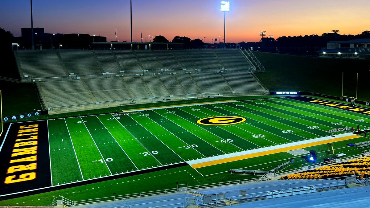After an outstanding conversation with <a href="/CoachJaysmith18/">JaySmith</a> I’m excited to announce I have received an offer to Grambling State University!! #BLUE <a href="/TaylorMustangFB/">Katy Taylor Football</a> <a href="/mickeyjoseph/">mickey espada</a> <a href="/GSUFootball01/">Grambling State Football 🐯</a>
