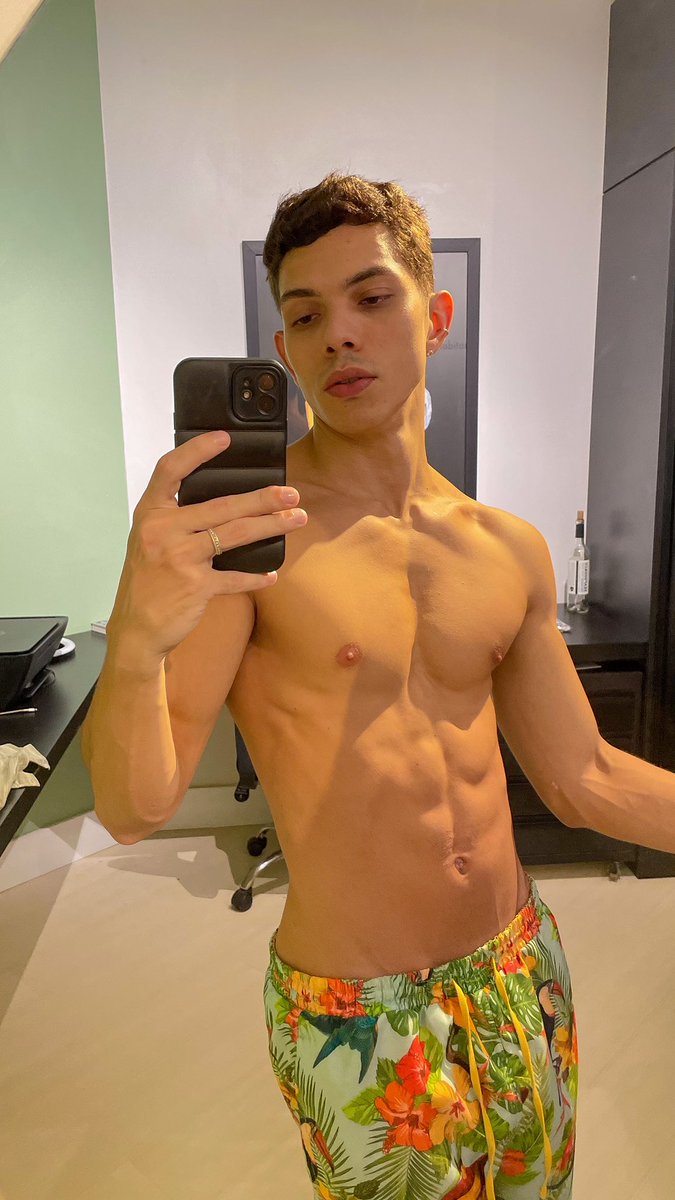 Lucas tweet media