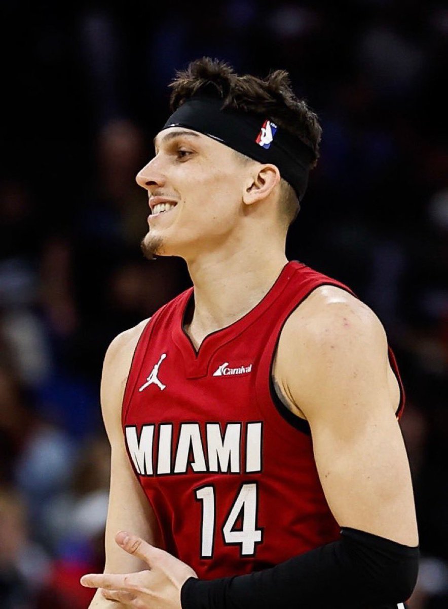 Listen 14… got better stop looking at social media and keep doing what you always been doing. Be aggressive, shoot  25 shots a game FUCK IT… LET IT FLY and if you miss i can speak for everyone, when i say we don’t care. You’re the best offensive player we got on this team and