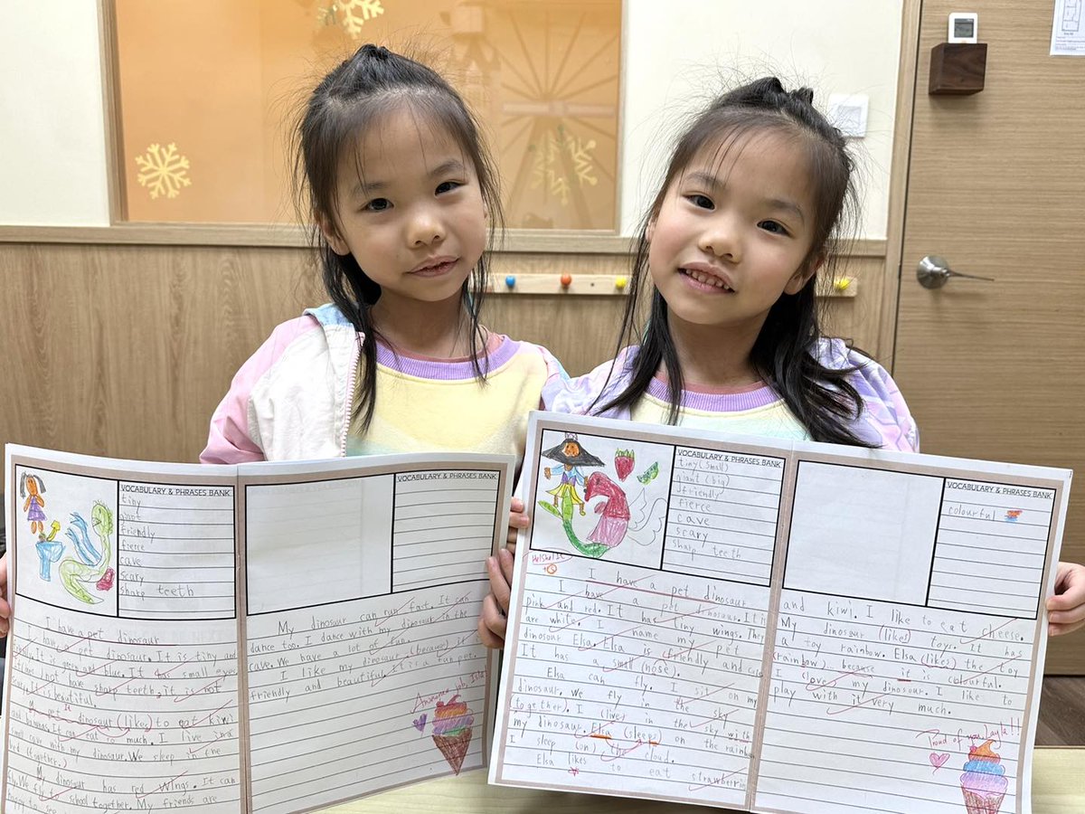 Fun2LearnEng's tweet image. Our P.1 students in the Junior Writers program have gone above and beyond by sharing their fantastic tales about their own pet dinosaurs last week! 📷📷 #FTL #FunToLearn #English #HongKong #HK