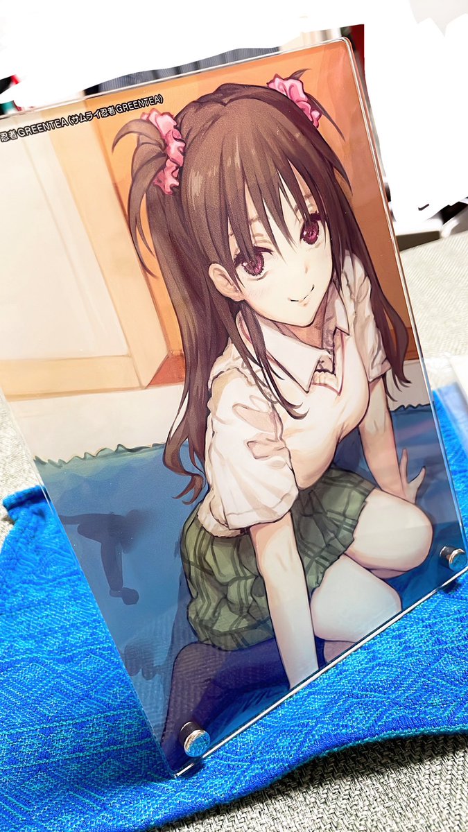 🍈メロンブックス様の、c103限定特典セット
自前購入分が届きました……❣️😆🎶
アクリルスタンドandタペつきのフルセット📚
うれすい💗🥰 