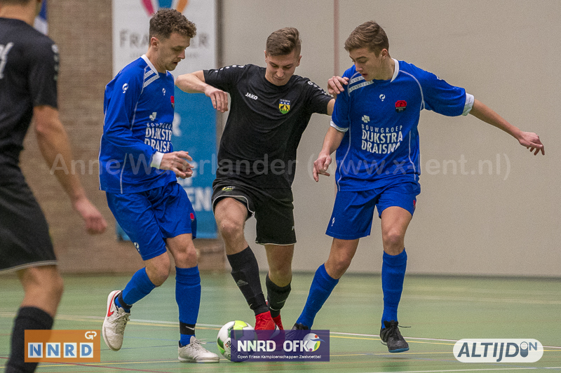 ofk2's tweet photo. Bekijk een selectie van de foto's van 5 januari 2024 op https://t.co/T0XvMSbQu7 #ofk #zaalvoetbal #zaalvoetbaltoernooi #ofk2024 #NNRD #ALTIJDON https://t.co/3CEaEyHjjh