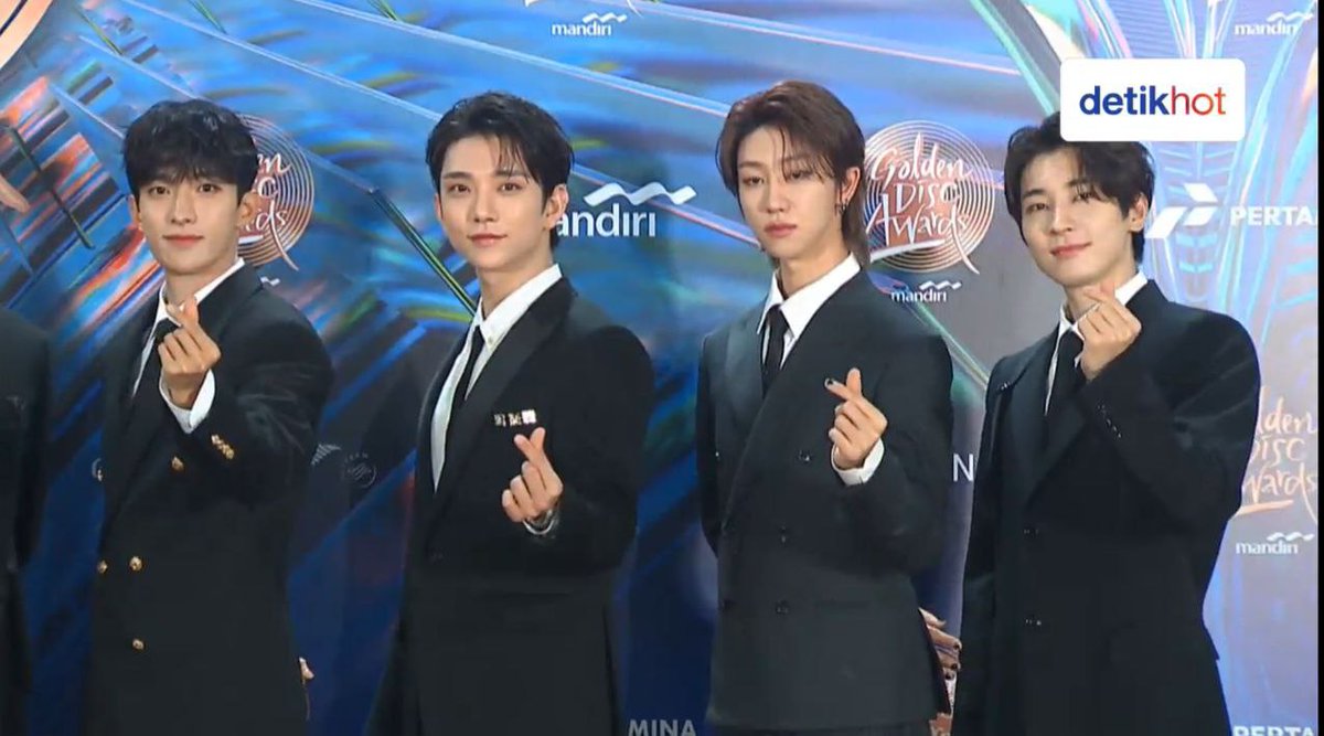 CARATSTALK💎 tweet media