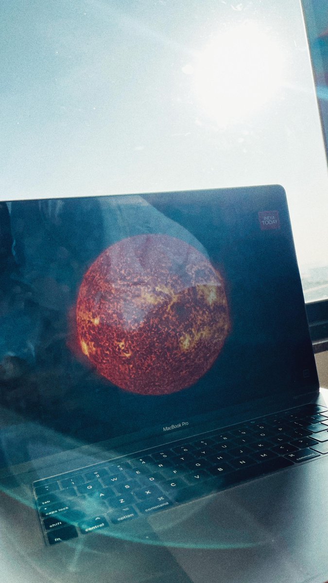 pixelideas_'s tweet image. It&apos;s our Live Namaskar🙏
Do you witnessed the history created by ISRO&apos;S First Sun Mission?🤔
#Aadityal1 #AdityaL1 #Solarmission #suryanamaskar #narendramodi #ISRO #isrosuccess #sunmission #firstsunmission #Indian #pixelideas #pxteam