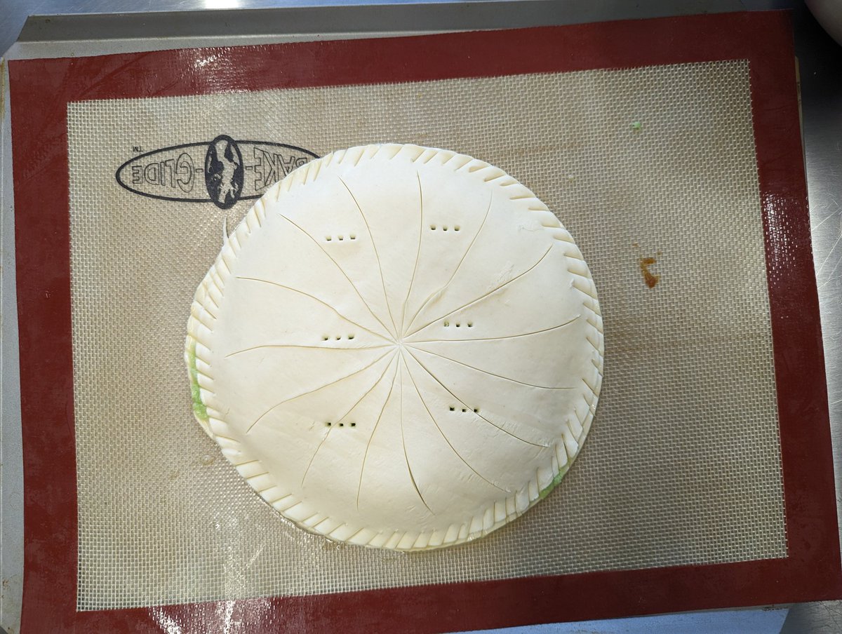 Early starts
Making Gallete des Rosie
Or should I say Gallete des Rosie pandan?