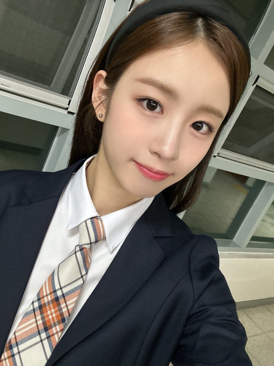 [#우연]
손가락만 까딱하면 마지막까지 함께해요🤍🫰🏻

#wooah #우아 #WOOYEON