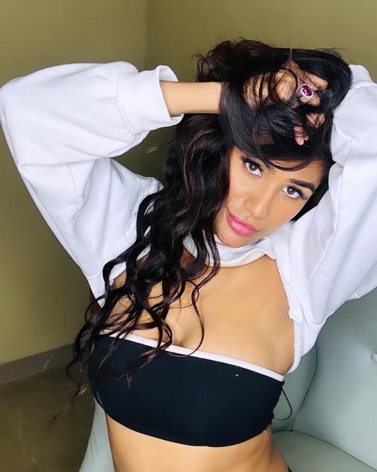 What should I caption this? https://t.co/8OhQhsCSJi