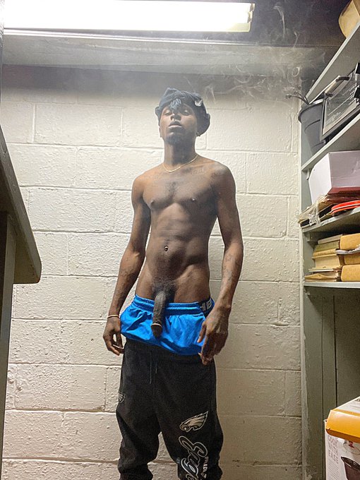 🥷😎💪🏾🖤🖤🖤🖤💙🖤 https://t.co/r7pGs2nVjq