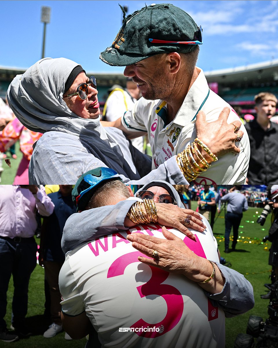 ESPNcricinfo's tweet photo. 'My mum loves him. She calls him Shaytan. Devil. Satan. My mum loved the fact that he was the devil. And it wasn't her son that she could just push it back to Lorraine and Howard [Warner’s parents]' 

David Warner and Fozia Tariq, the mother of Usman Khawaja ❤️ https://t.co/jGS7Na5OIe