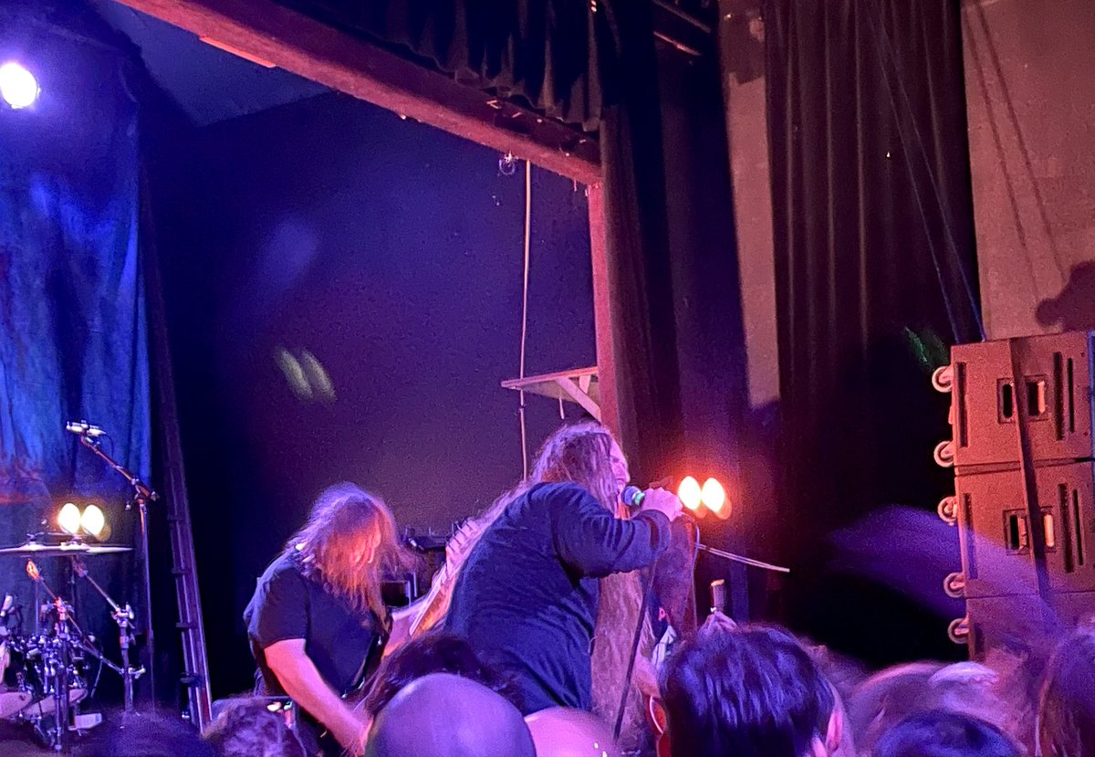 NatashaBarret18's tweet photo. Unexpectedly ended up at the Obituary concert at Galatos last night. Intimate venue & the band sound really good, such technical musicians.
#deathmetal #galatos #gigs #concerts #music #heavymetal #Auckland #obituary #barelyalivetour https://t.co/UpK5hDeLtY