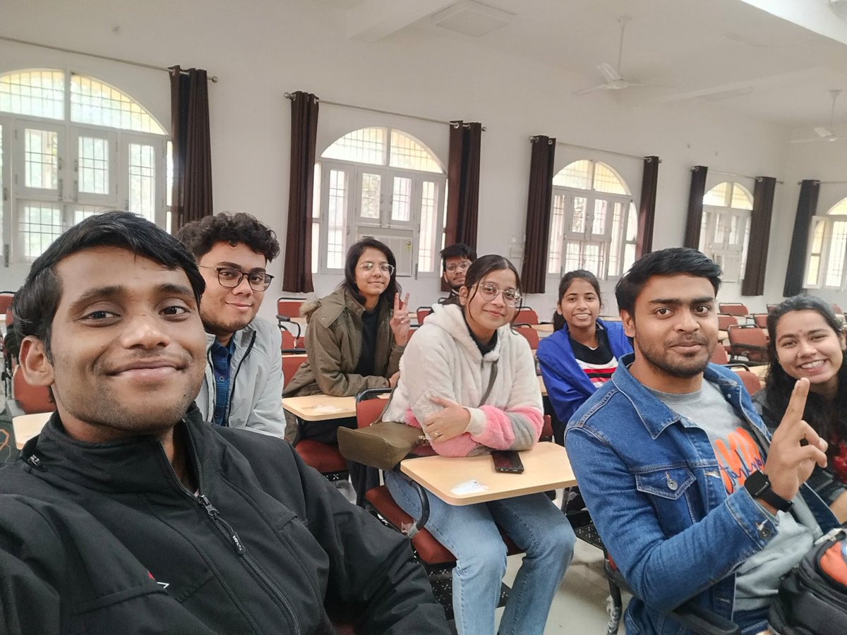 aarushij29's tweet photo. The opportunity is offering cash prizes up to 375k USD!! If you are a student, professional developer, or a part of a startup, do participate &amp; revolutionise digital commerce with #ONDC. Explore the official website &amp; Register Now: https://t.co/ZyU9TVou8A #BuildforBharat https://t.co/IF6Vbgnc7u