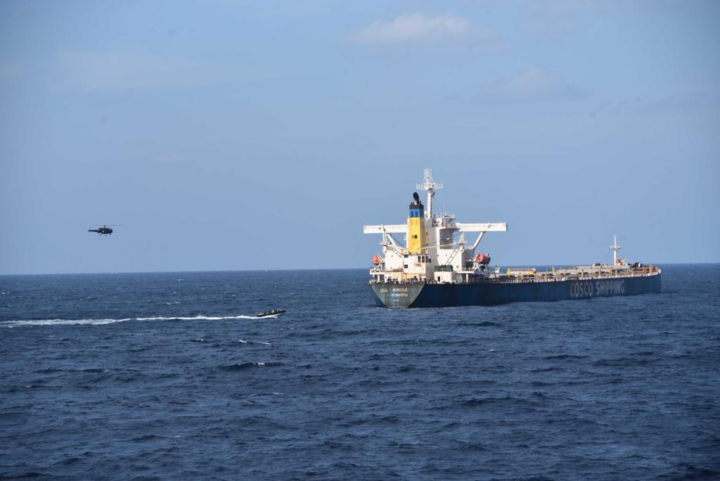 FinancialXpress's tweet photo. The @indiannavy elite marine commandos, in a successful #operation on January 5, 2024, rescued 21 crew members from the Liberian-flagged #vessel MV Lila Norfolk, including 15 Indians. 
@Huma_Siddiqui @ExpressDefence 
https://t.co/nnnEclgMFa https://t.co/0vzERqN5SP