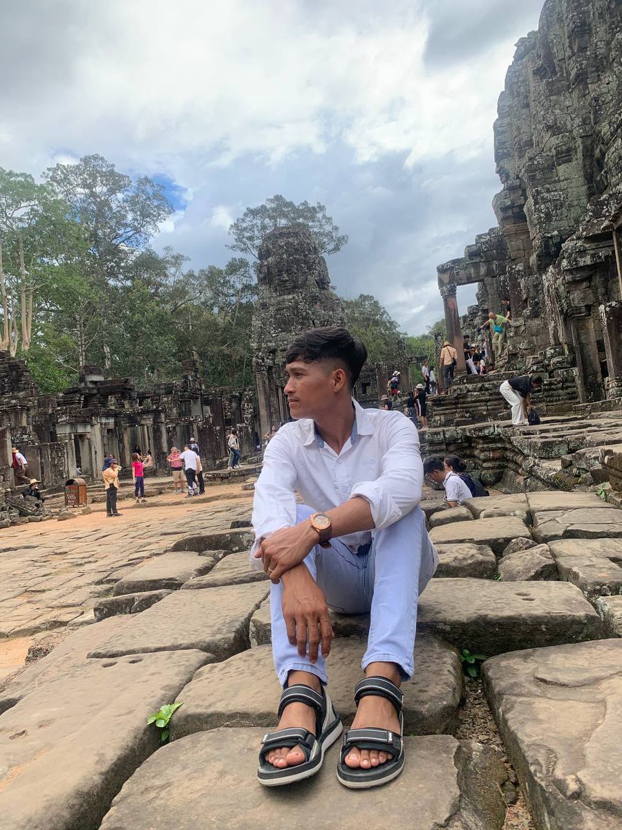 មនុស្សមានស្នាមដំបៅ🥲😔