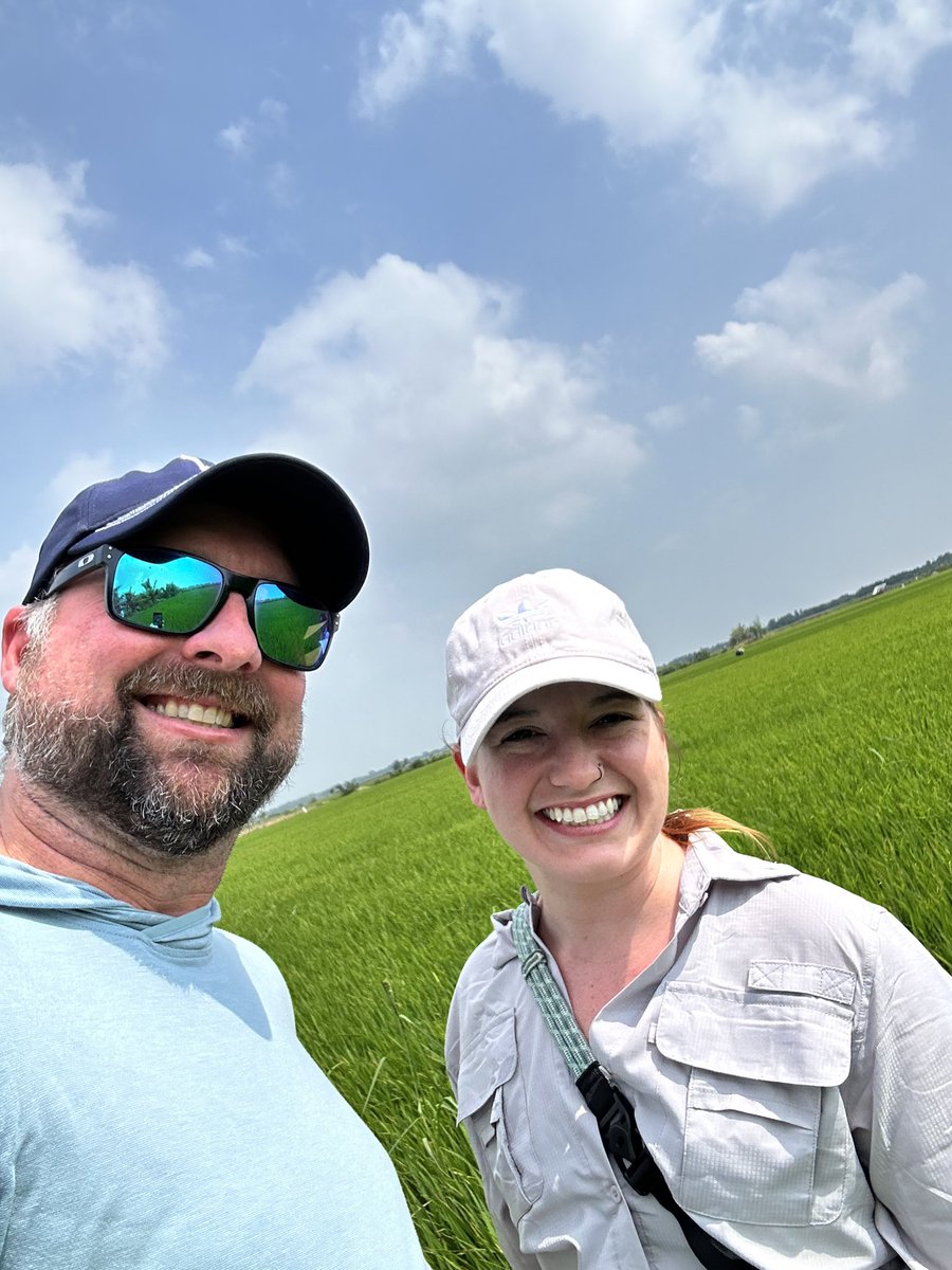 Jordan Hartman, PhD (@jordanhhartman) on Twitter photo I’m in Vietnam!! It’s still crazy for me to think about. I received the opportunity of a lifetime to travel here for 2 weeks to discuss biodiversity monitoring using eDNA with a wide variety of stakeholders, including faculty at Can Tho University! <a href="/Mark_A_Davis79/">Mark A. Davis</a> #WomenInSTEM I’m in Vietnam!! It’s still crazy for me to think about. I received the opportunity of a lifetime to travel here for 2 weeks to discuss biodiversity monitoring using eDNA with a wide variety of stakeholders, including faculty at Can Tho University! <a href="/Mark_A_Davis79/">Mark A. Davis</a> #WomenInSTEM