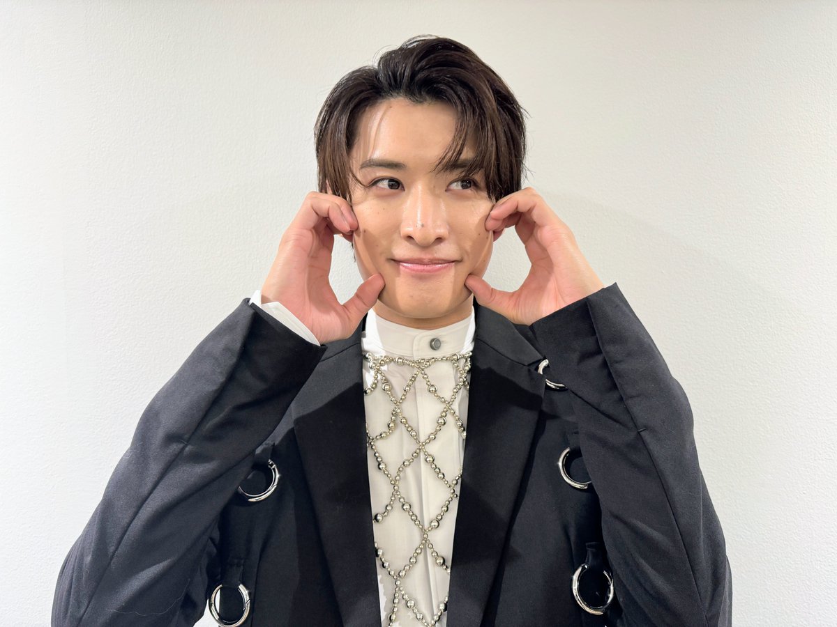 ⋱#向井康二 編⋰ #LOVETRIGGER 衣装図鑑