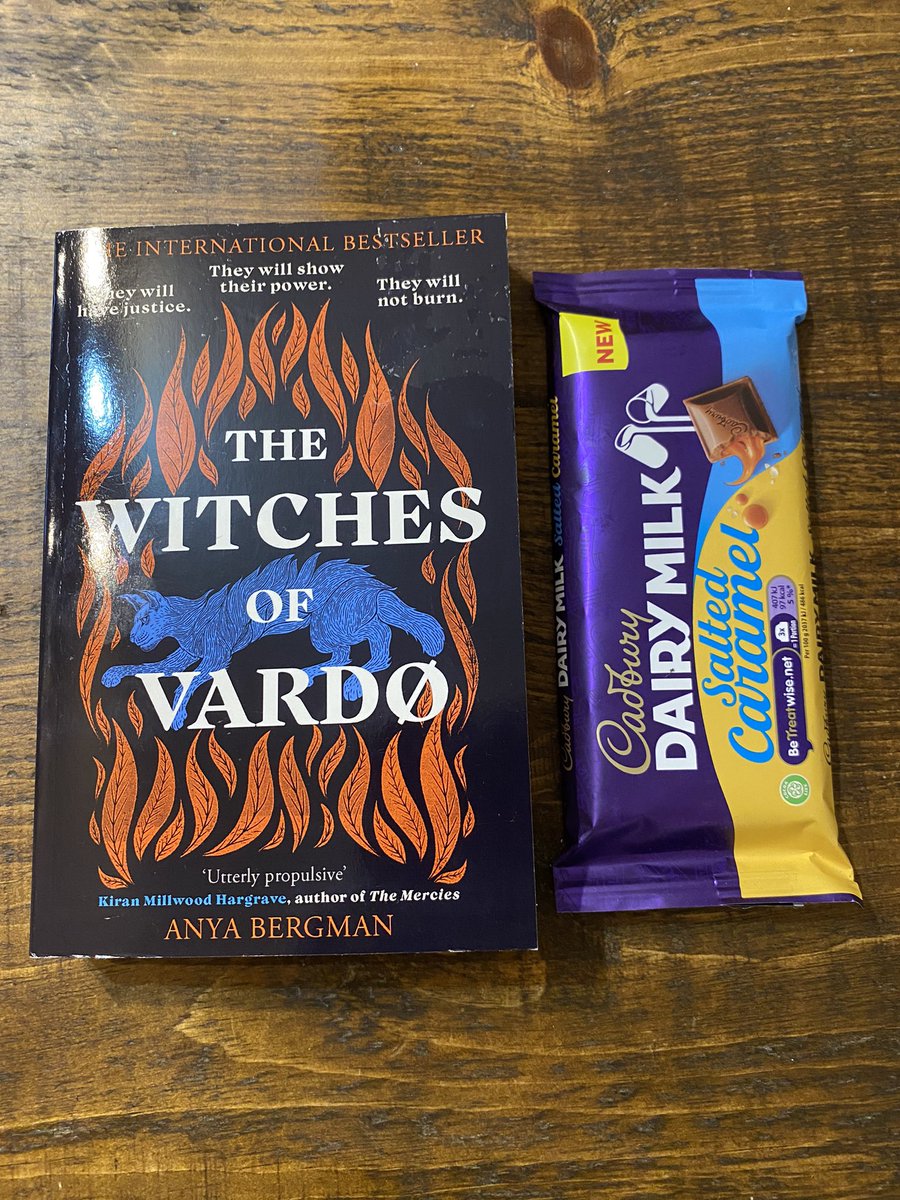 Happy Saturday! Today I am giving away a copy of The Witches of Vardo and a bar of salted caramel dairy milk. Repost & follow to enter. UK only. Closes 08/01/2024 at 11.59pm.