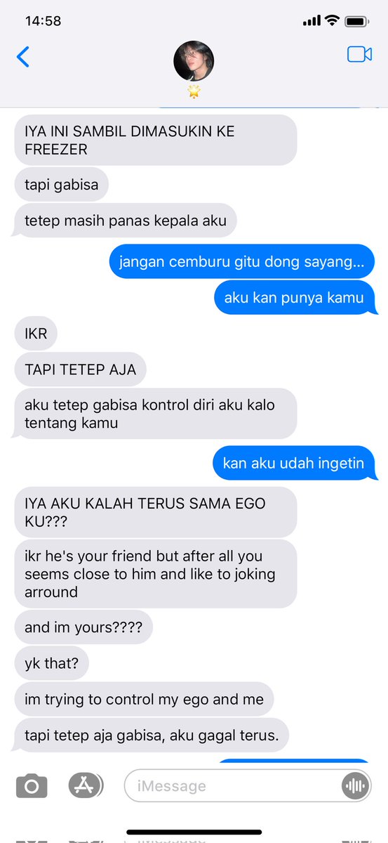 sahiways's tweet photo. ; jealousy? kaisze one tweet au. 

©sahiways https://t.co/LS0PL7fzRD