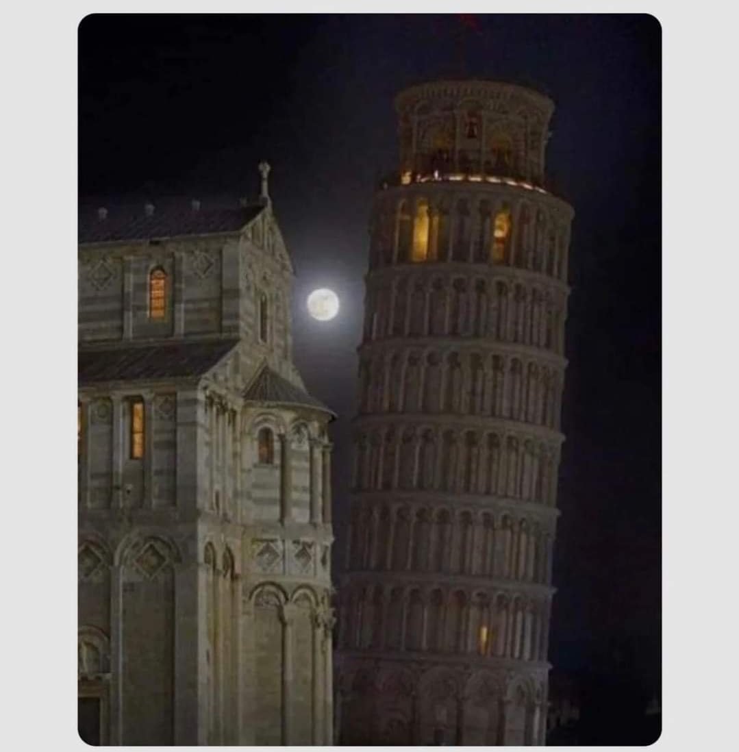 Me: Can I take a picture of the moon?

Tower of pIsa: Ooops, of course, sorry, go ahead. @Ebonyeyes10 @rudende @missdeedan