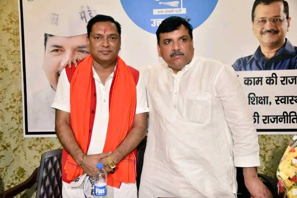 RohitRudraksh's tweet photo. देश के गरीबों और मजलूमों की आवाज को सदन तक पहुँचाने वाले बड़े भाई @SanjayAzadSln जी को राज्यसभा में पुनः नामित करने के लिए राष्ट्रीय अध्यक्ष @ArvindKejriwal जी का हार्दिक आभार । https://t.co/8lt9jPPLR9