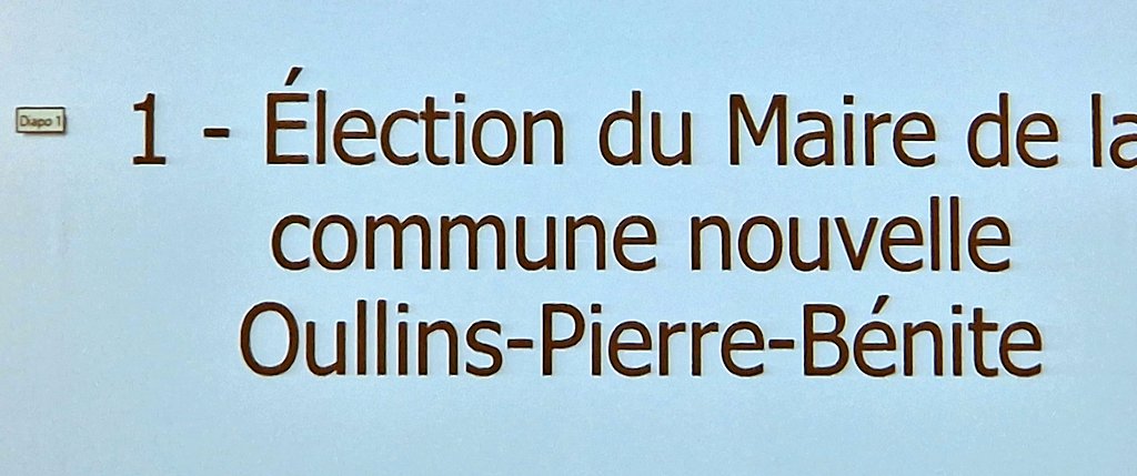 marymillet69's tweet photo. Présente ce matin pour l'élection du maire de la commune nouvelle Oullins Pierre-Bénite. Un moment historique partagé avec de nombreux maires de la Metropole, élus et habitants. @VilledOullins #PierreBenite. #communenouvelle https://t.co/VFoh5IxQzF